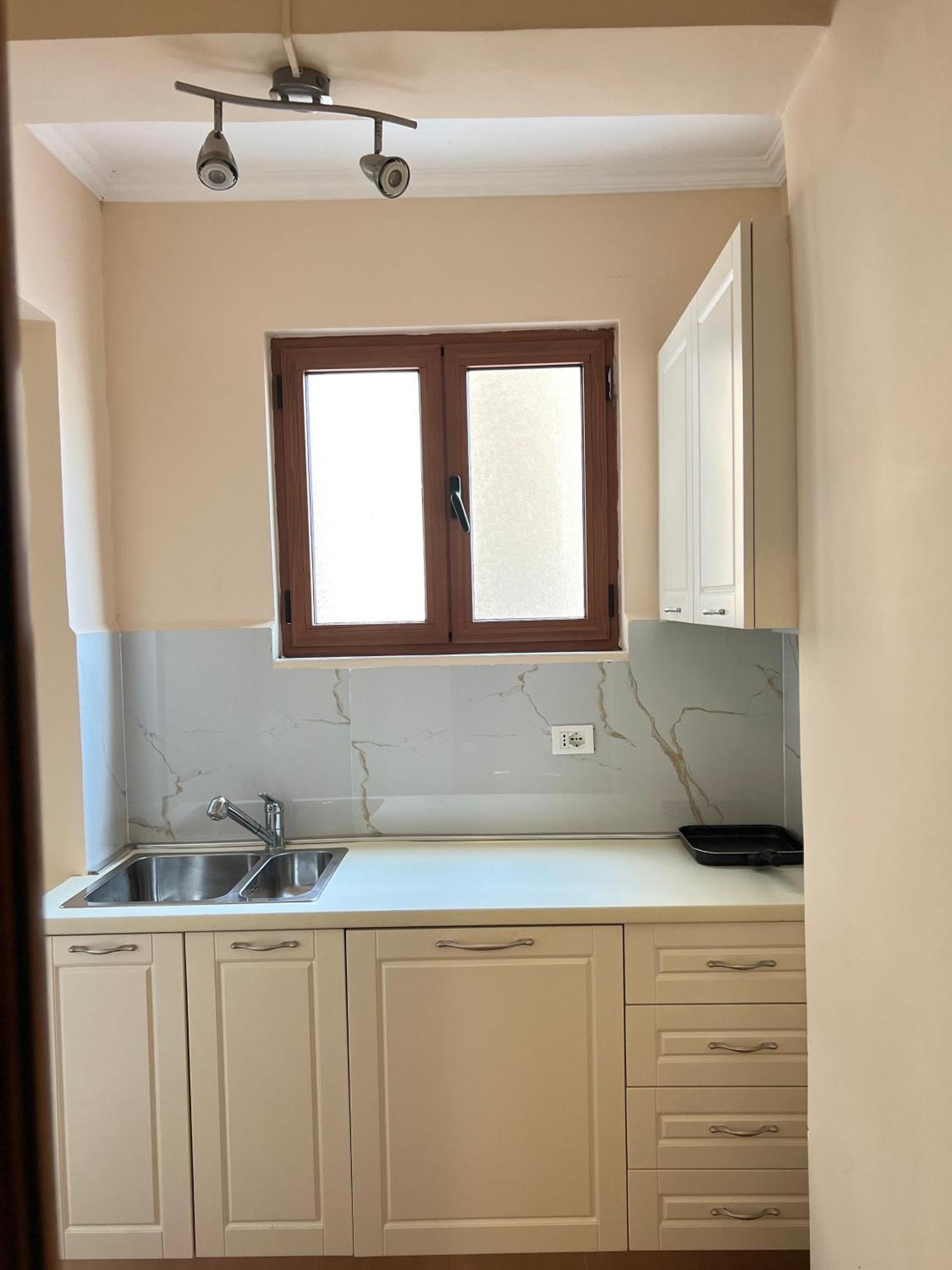 Skanderbeg Square Apartment 02 Tirana Esterno foto